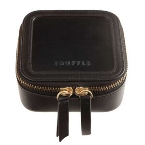 TRUFFLE  Clarity Petite Case